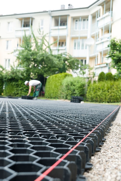 RitterDal gras is een zelfdrainerde grasplaat dat kan dienen als grasprotector  op parkings, campings, enz - MatGeco
