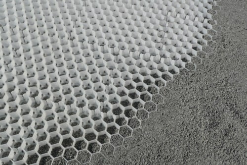 La dalle avec une structure en nids d'abeilles pour stabiliser le gravier - RitterDal 50